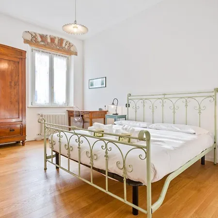 San Vitale Elegant Flat Verona