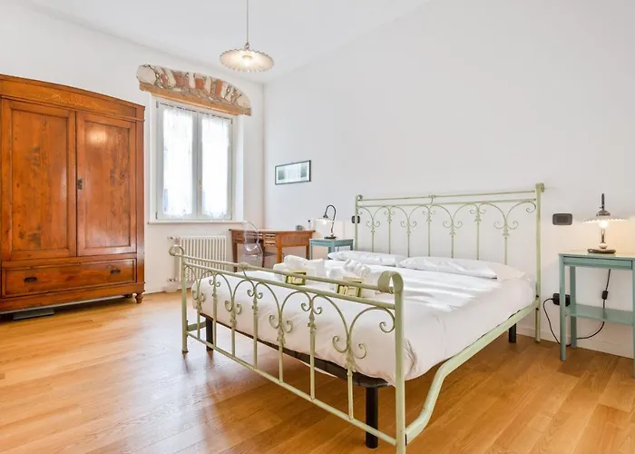 San Vitale Elegant Flat Werona
